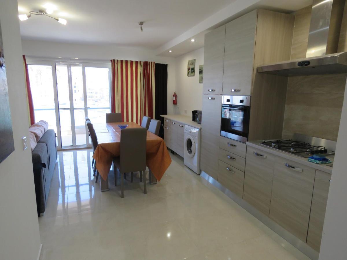 Aquamarine Sea Front Apartments - First Floor Marsaskala Exteriör bild